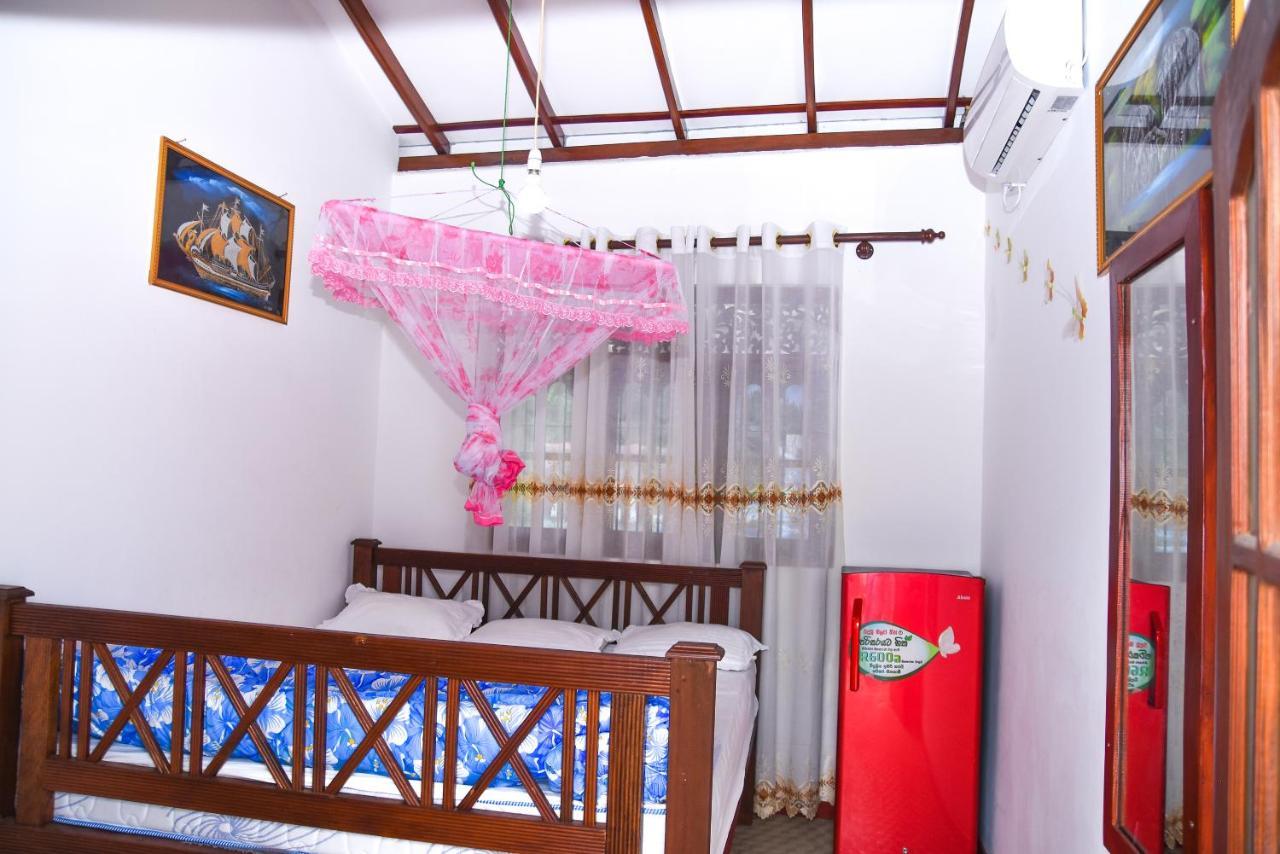 Rashmi Homestay Balapitiya Exterior photo